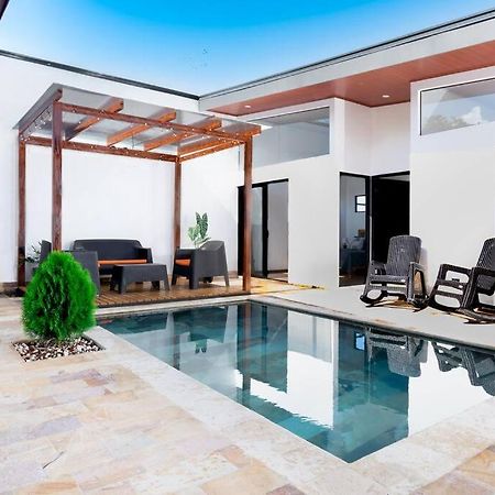 הוילה אוביטה Casa Coral - Great Location - High Speed Internet מראה חיצוני תמונה