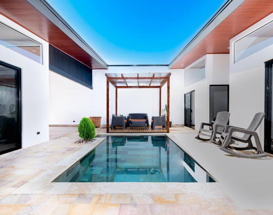 הוילה אוביטה Casa Coral - Great Location - High Speed Internet מראה חיצוני תמונה